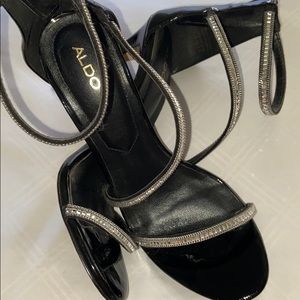 Black Aldo Heels